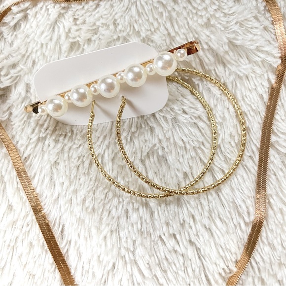 Gold Jewelry Set $5 for all - Picture 4 of 4